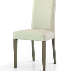 Coppia sedie imbottite con rivestimento in ecopelle beige,in legno massello con rifinitura delle gambe in noce sbiancato